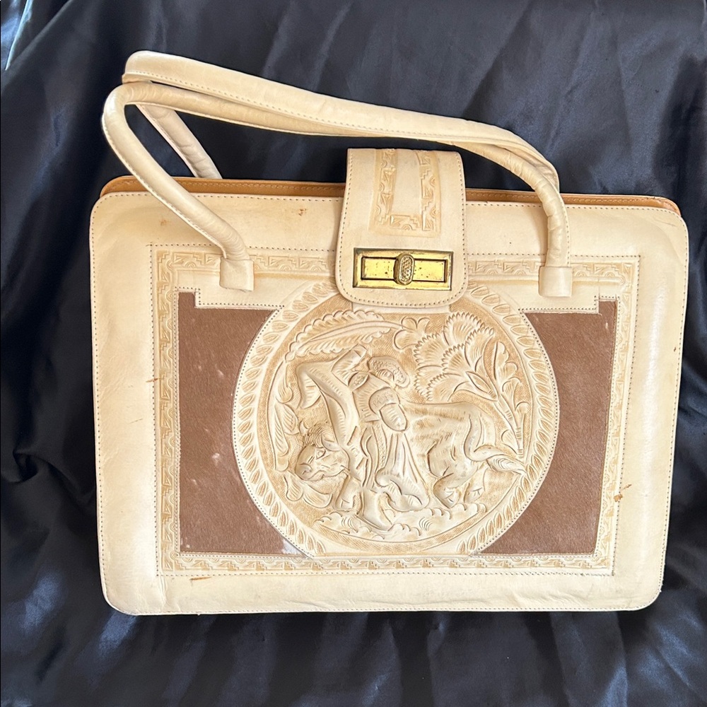 Vintage Mexican hand-tooled leather purse